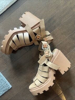 Steve Madden Tan Chunky Gladiator Heel Sandal - discontinued model